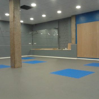 Fabricante de planchas de caucho para pavimento deportivo