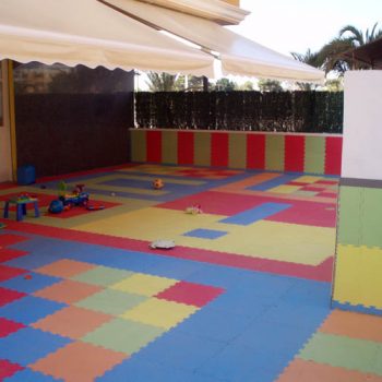 Fabricante de planchas de caucho para pavimentos infantiles